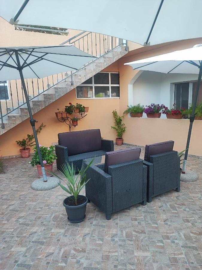 Apartments Pharia Jelsa  Exterior photo